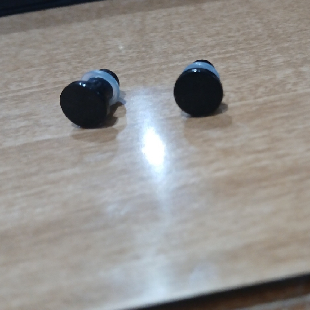2 Gauge Ear Plugs
